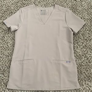 Figs boulder casma top XS